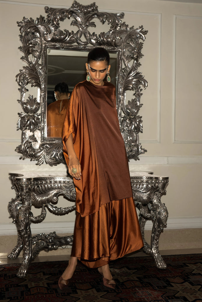 FLOWY OMBRÉ CAPE TOP & 
DRAPED CULOTTE PANT dash and dot