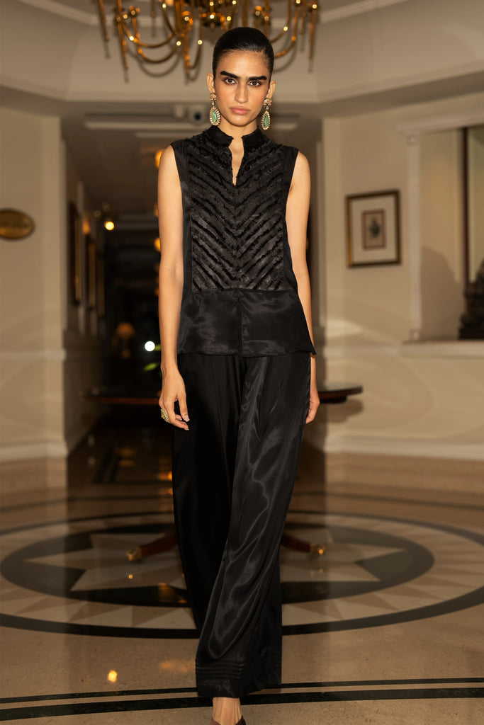 WIDE-LEGGED SATIN TWILL PANT dash and dot
