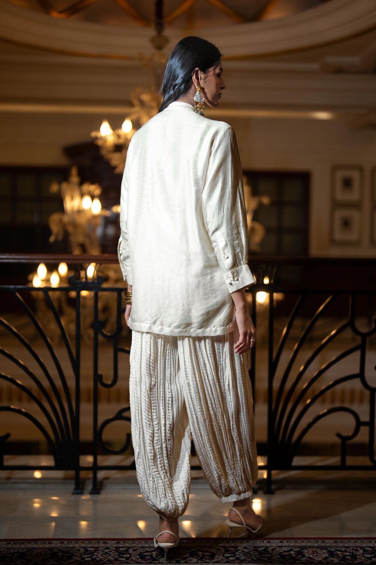 TEXTURED PINTUCK SHIRT