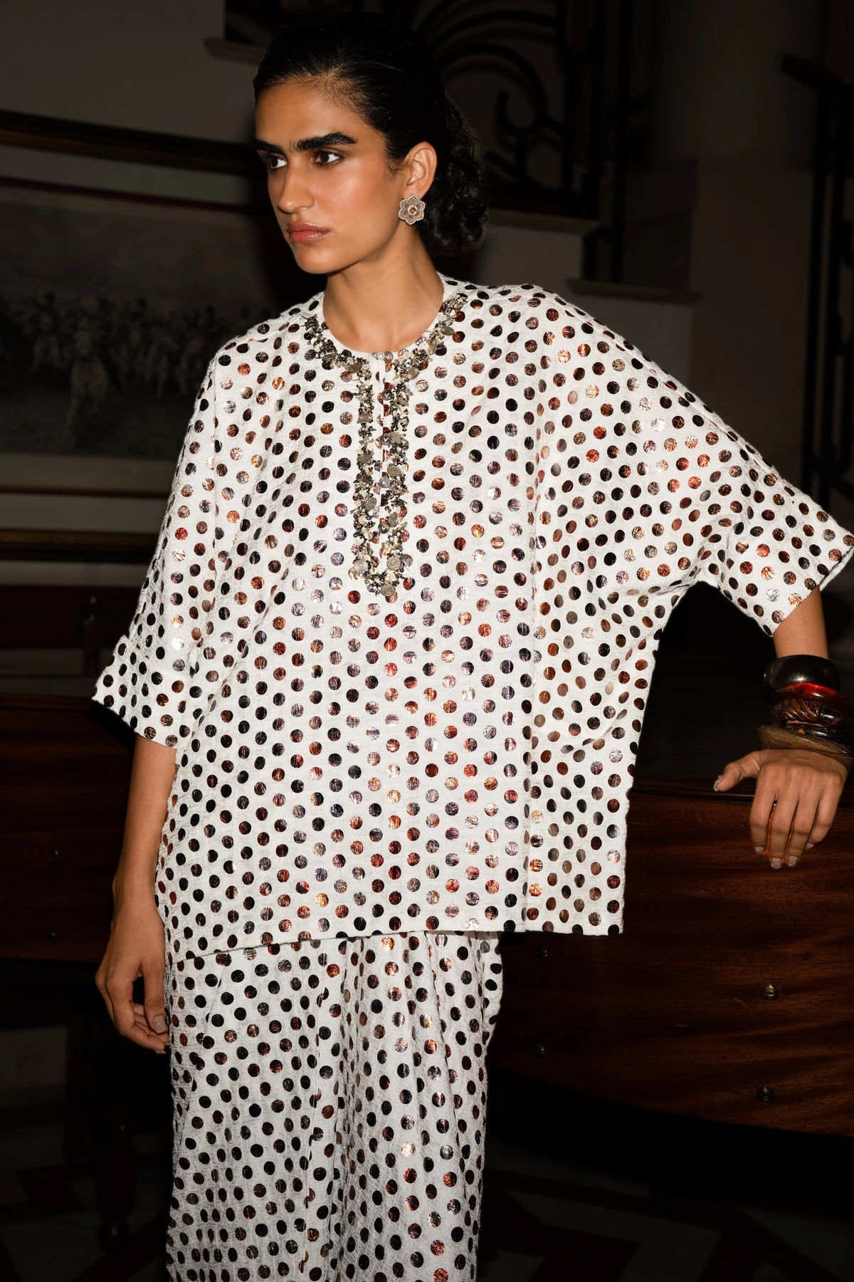 METALLIC EMBROIDERED TOP