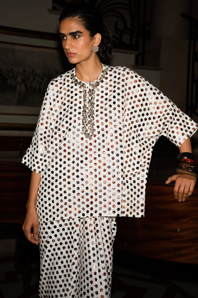 METALLIC EMBROIDERED TOP dash and dot