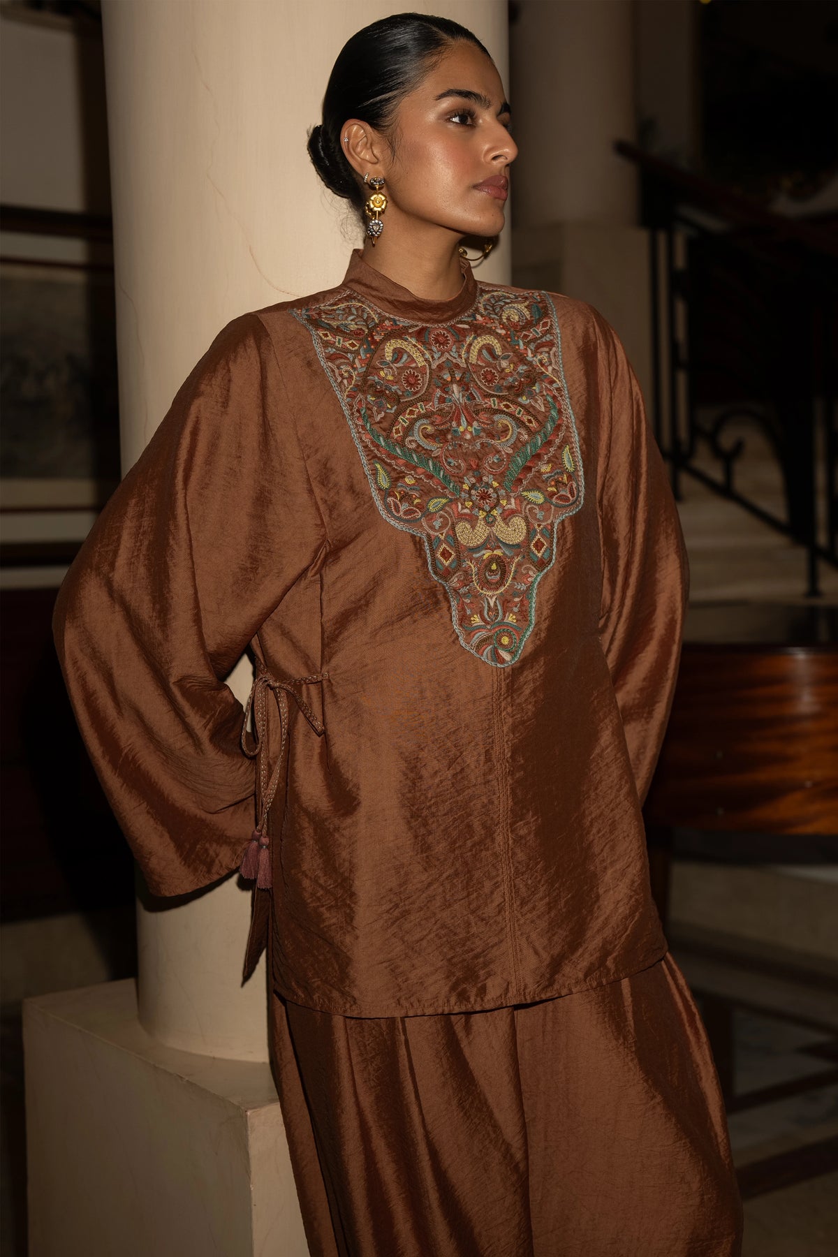 EMBROIDERED BIB TOP