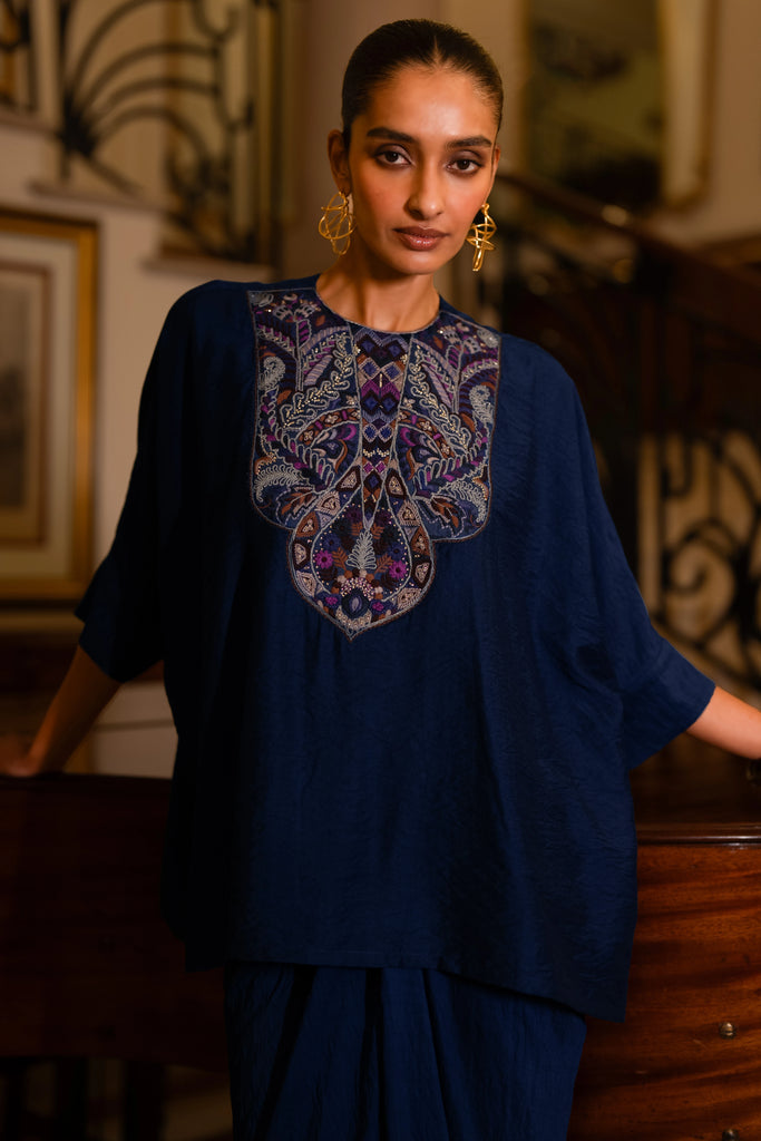 EMBROIDERED TEXTURED BOXY TOP & TEXTURED DRAPE SKIRT dash and dot