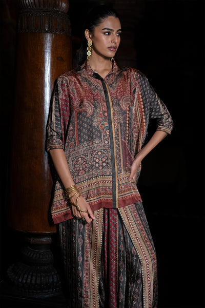 BOXY PRINTED SHIRT