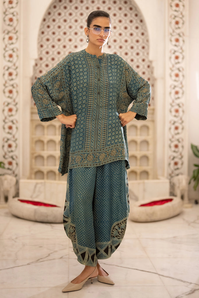 AJRAKH PRINT RELAXED FIT SHIRT & WIDE-LEGGED PANT SET dash and dot