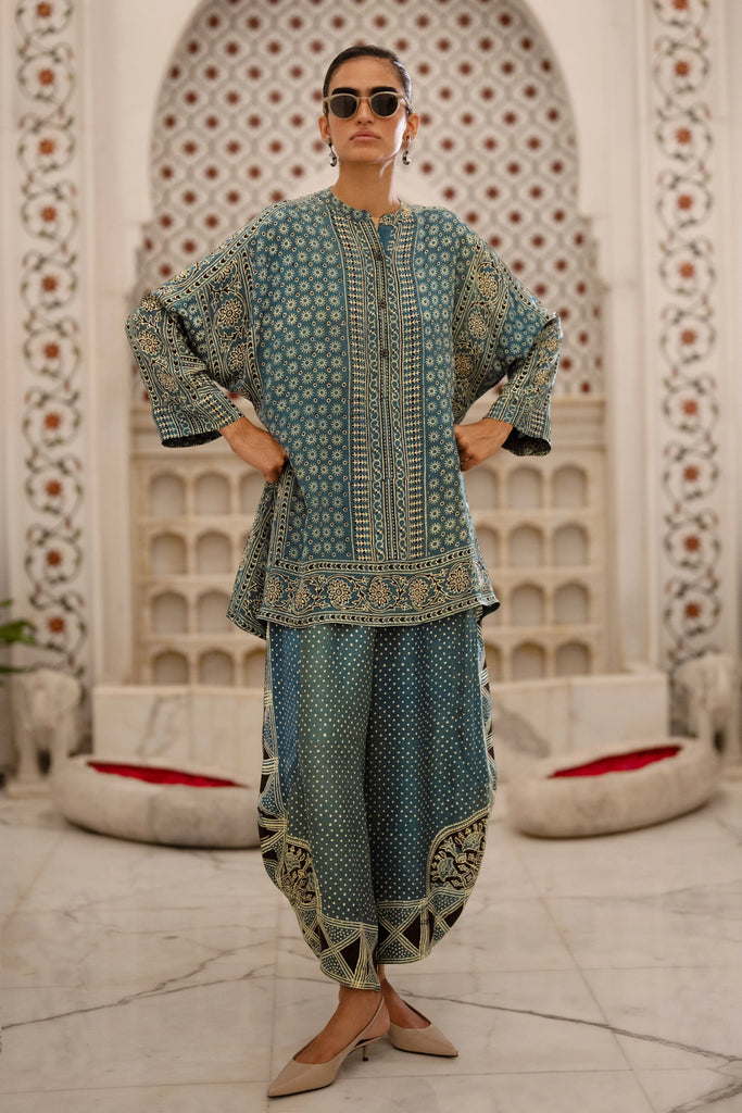 AJRAKH PRINT RELAXED FIT SHIRT dash and dot