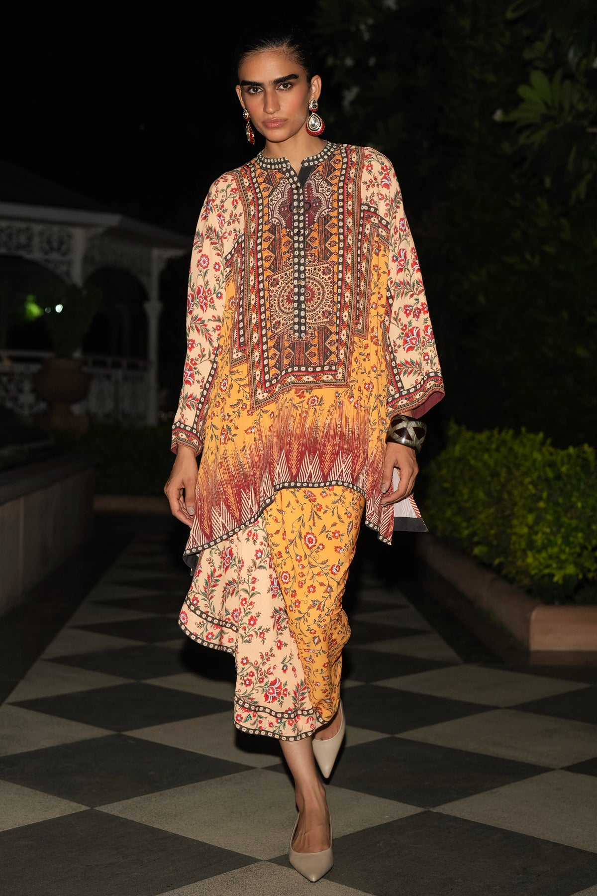 TRIBAL PANEL PRINT TOP & DRAPE SKIRT SET
