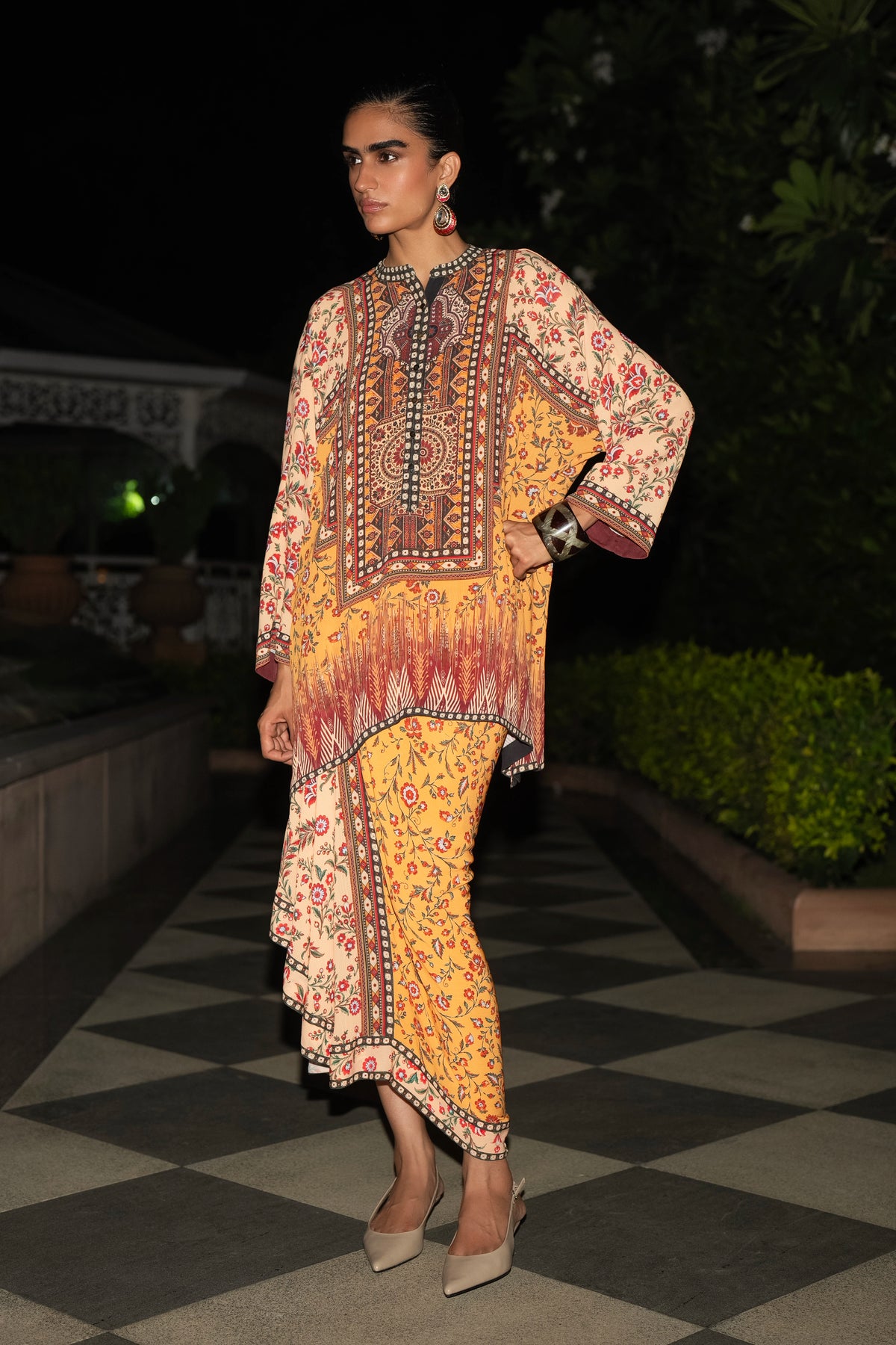TRIBAL PANEL PRINT TOP