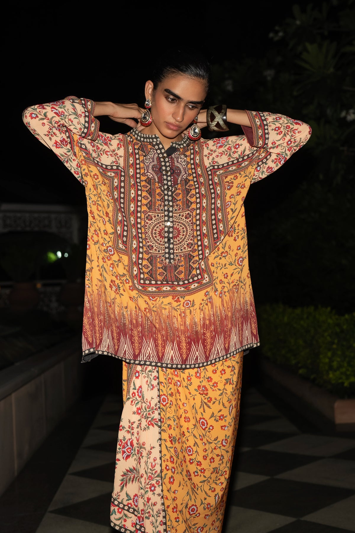 TRIBAL PANEL PRINT TOP