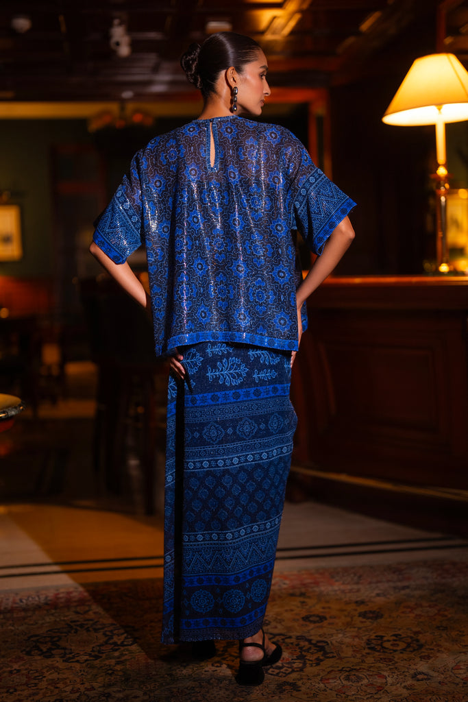 PATTERNED BLUE SEQUIN BOXY TOP dash and dot