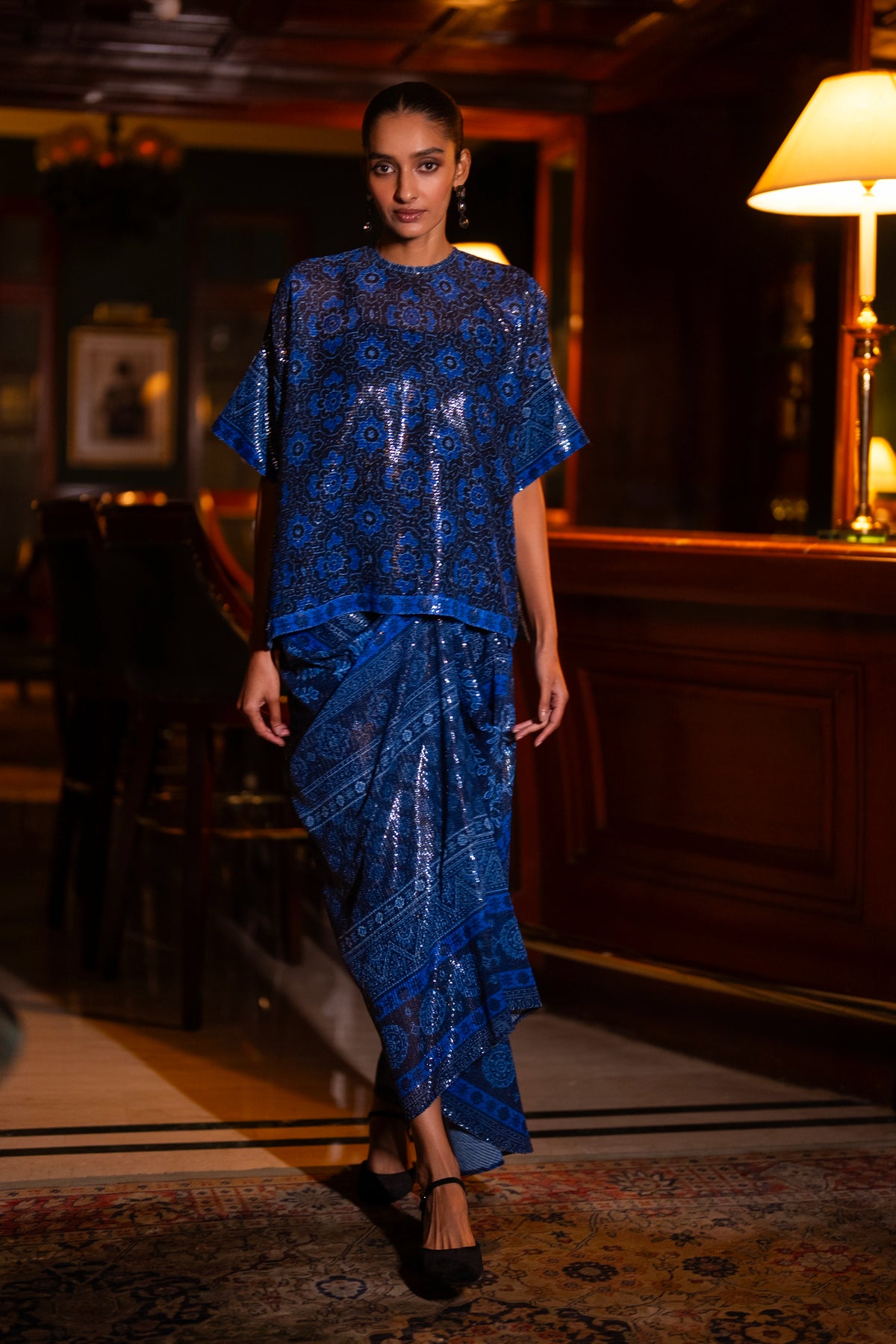 PATTERNED BLUE SEQUIN DRAPE SKIRT