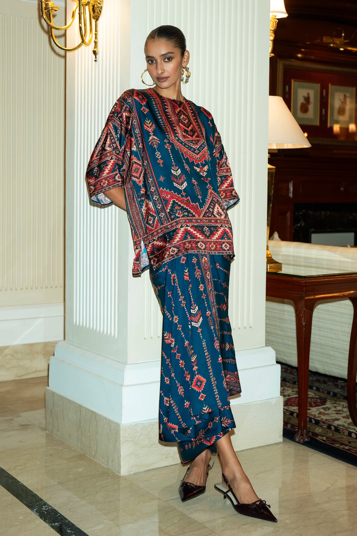 TRIBAL PRINT BOXY TOP