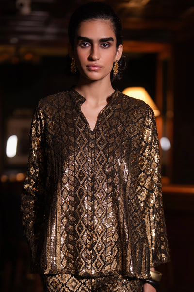 GEOMETRIC SEQUIN EMBROIDERED TOP