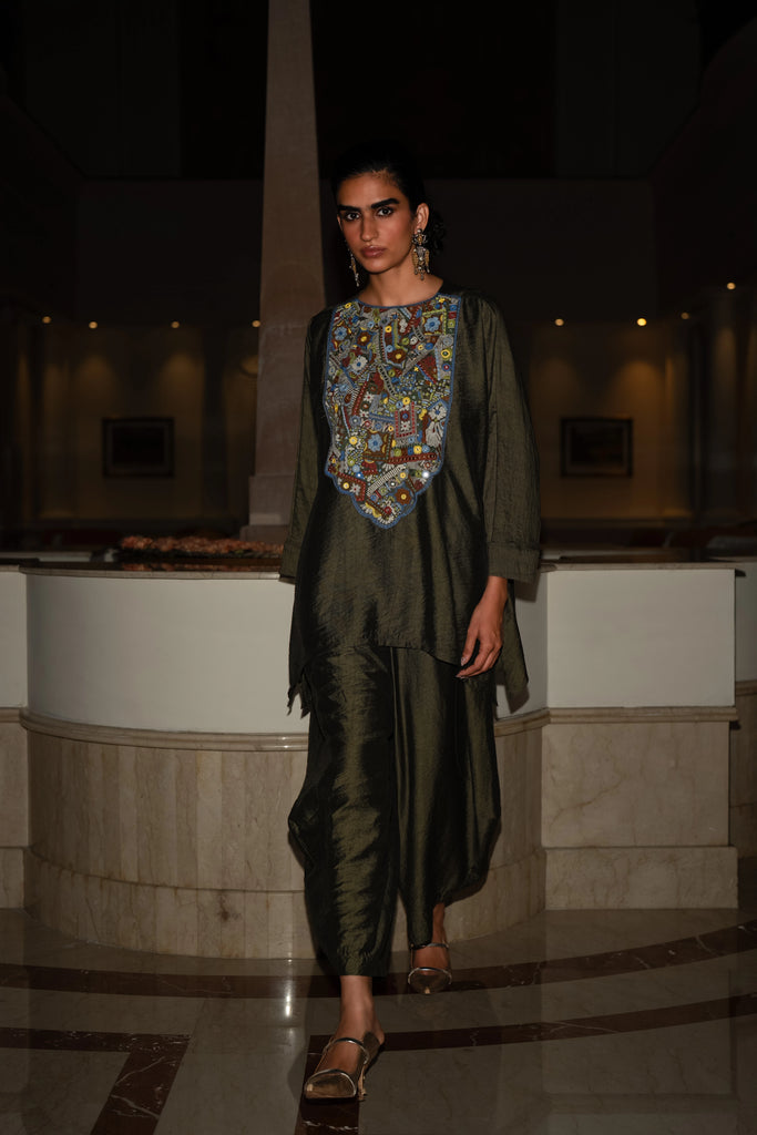 TEXTURED BARREL PANT dash and dot