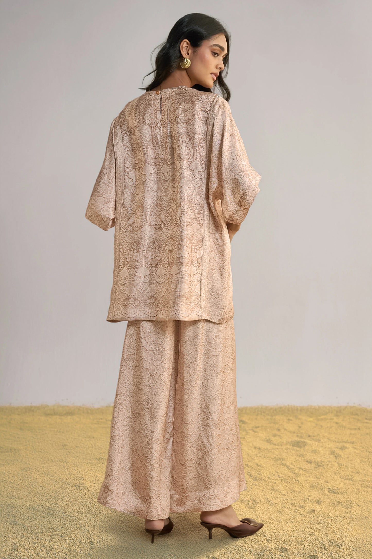 LACE PRINTED WIDE-LEGGED PANT SET