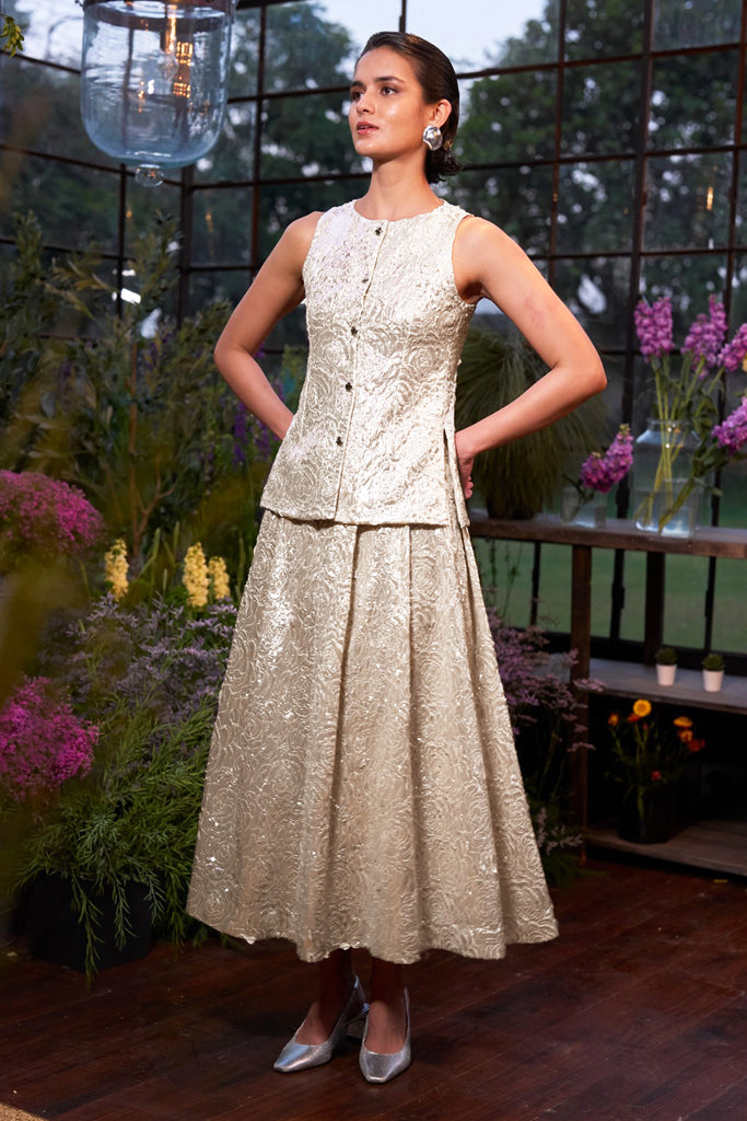 CUTWORK LAMÉ WAISTCOAT & A-LINE SKIRT dash and dot