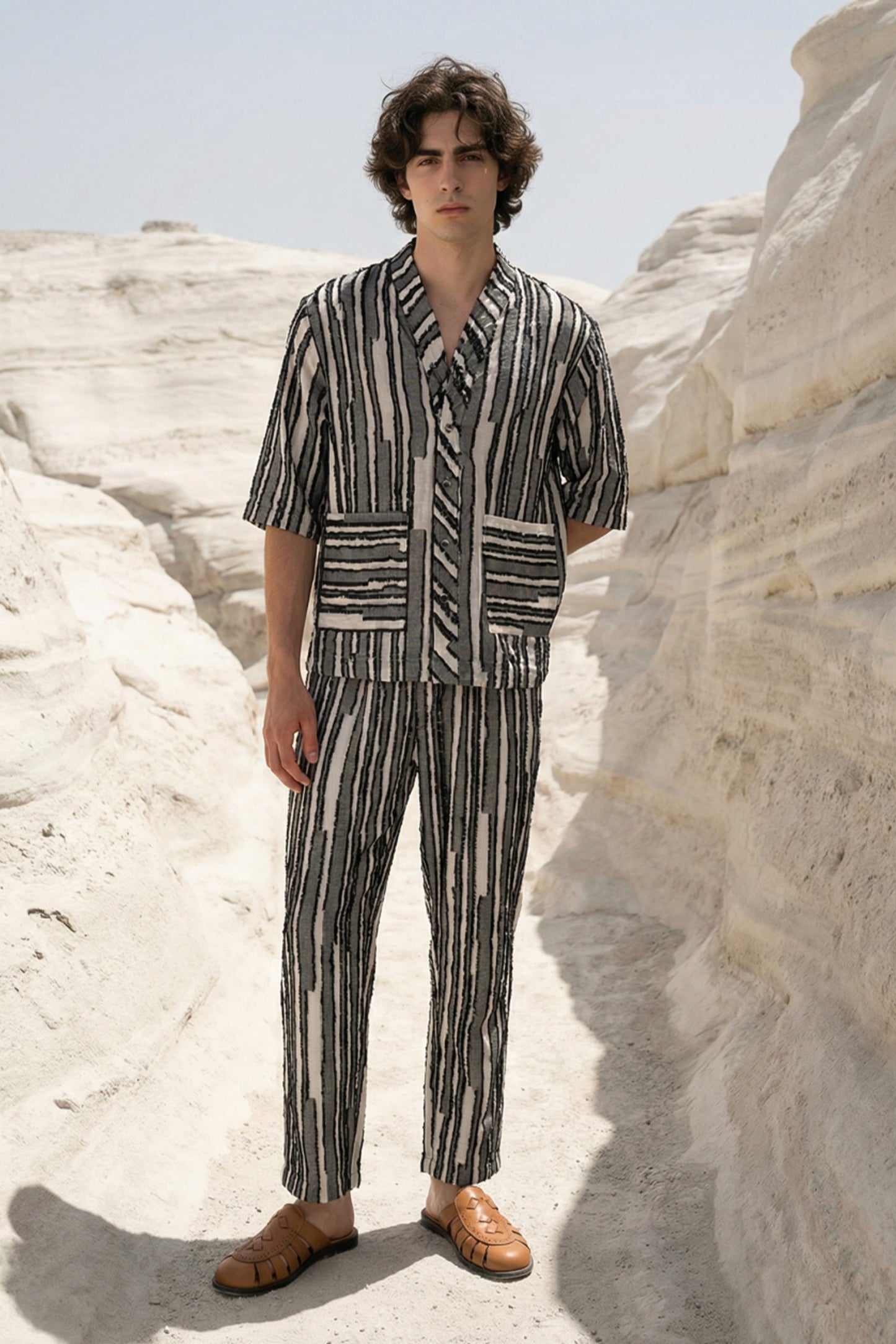 TEXTURED STRIPE PANT