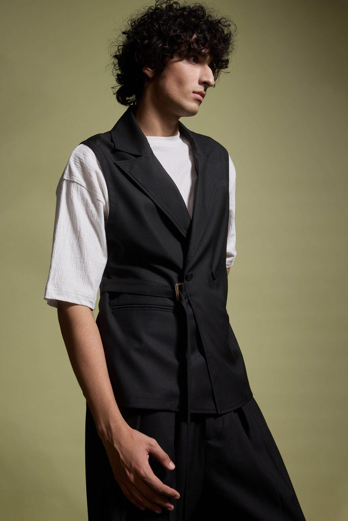 OVERLAP SLEEVELESS BLAZER - dash and dot dash and dot