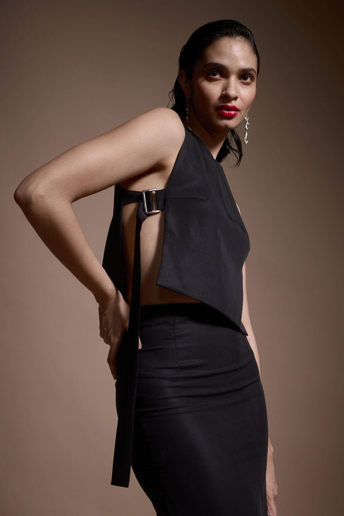 SIDE BELTED CROP TOP - dash and dot dash and dot