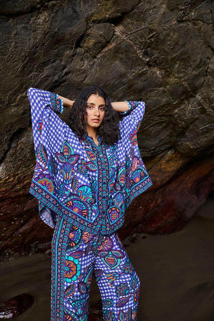 PRINTED CHECK BOXY TOP - dash and dot dash and dot