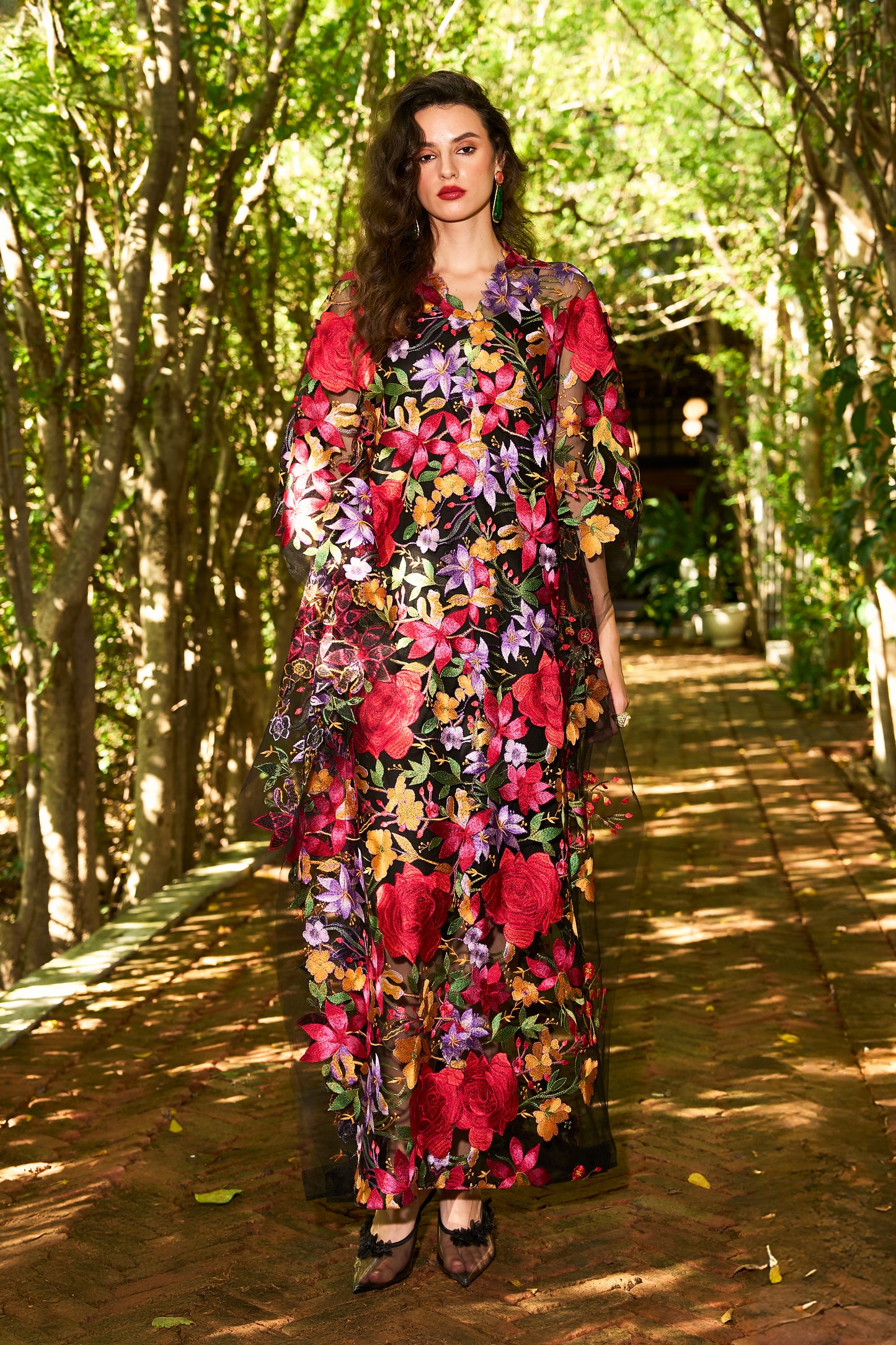 EMBROIDERED FLORAL KAFTAN