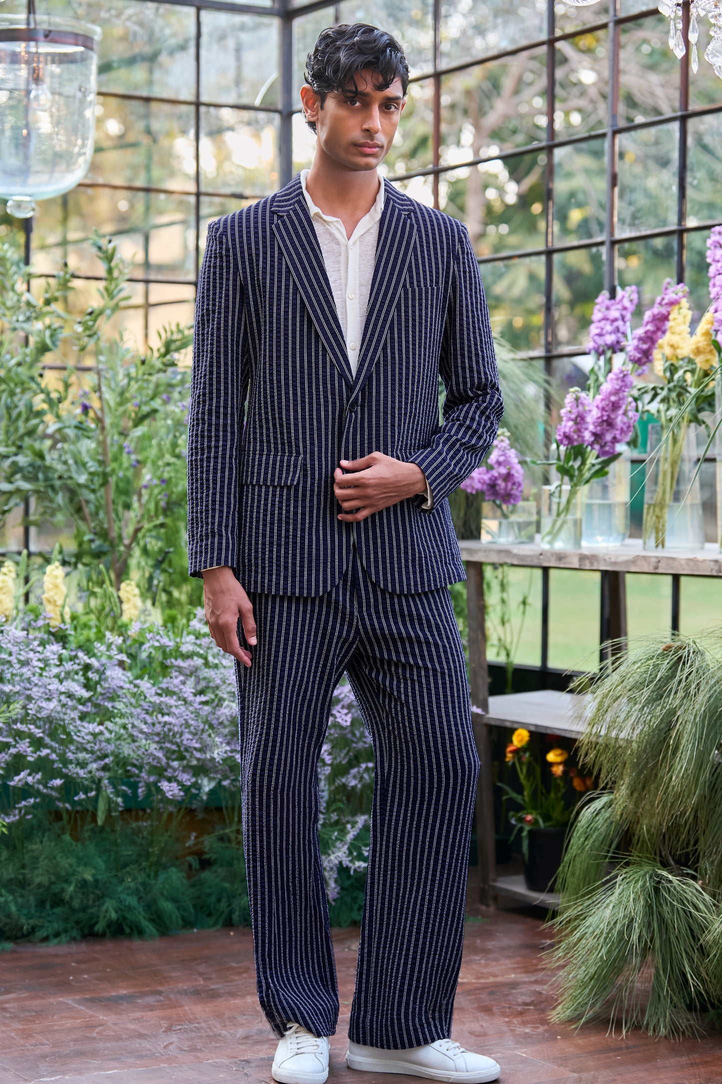 SEERSUCKER STRIPE SUIT