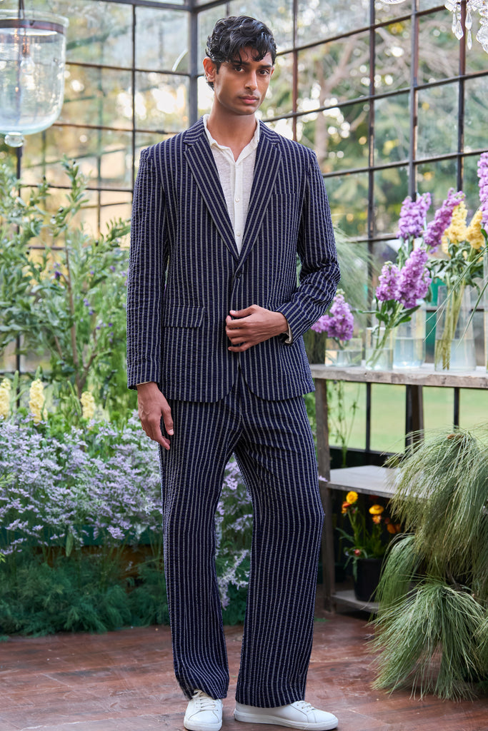 SEERSUCKER STRIPE SUIT dash and dot