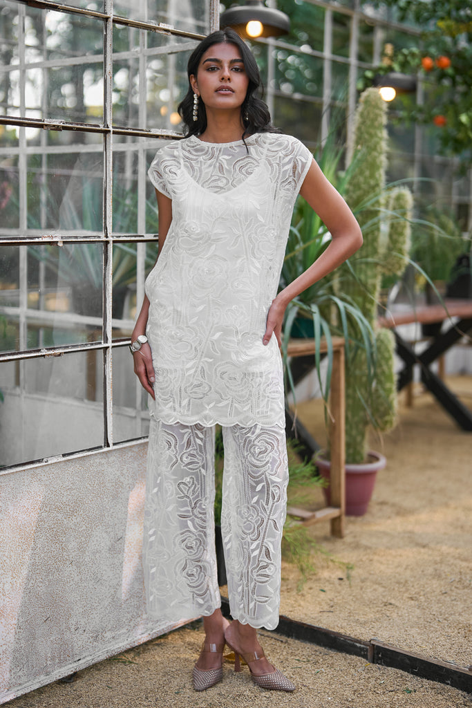 IVORY LACE PANT dash and dot