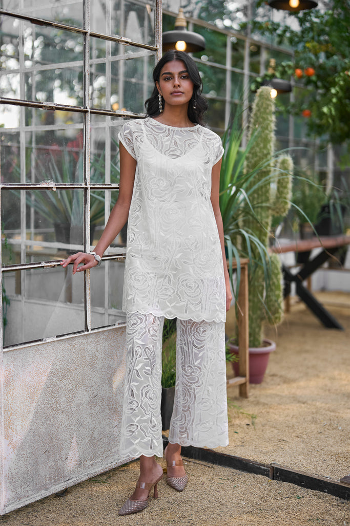 IVORY LACE PANT SET dash and dot