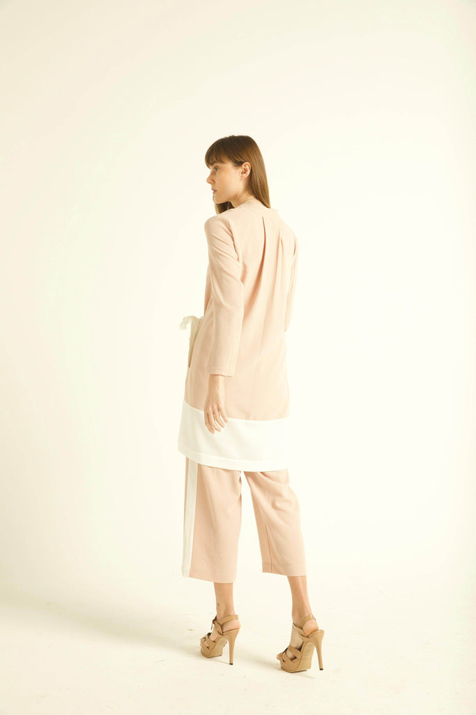 COLOR-BLOCK WRAP TOP - dash and dot dash and dot
