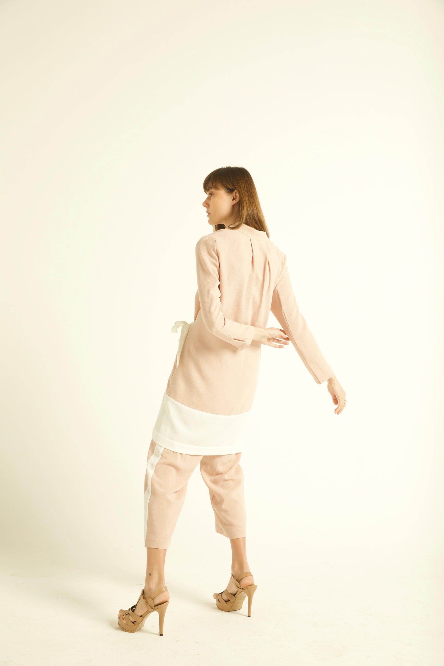 COLOR-BLOCK WRAP TOP - dash and dot