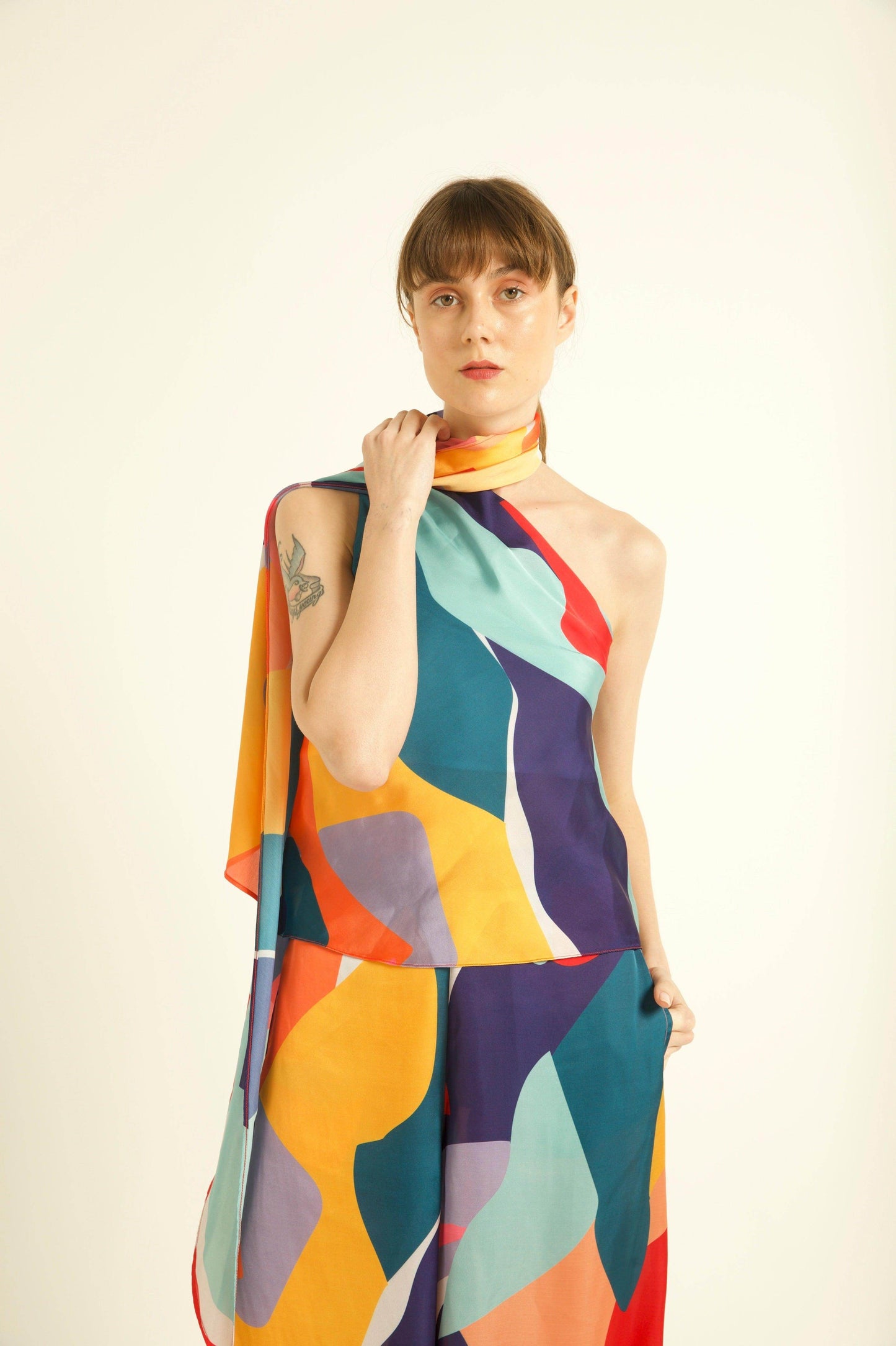 ABSTRACT DRAPED SCARF SET - dash and dot