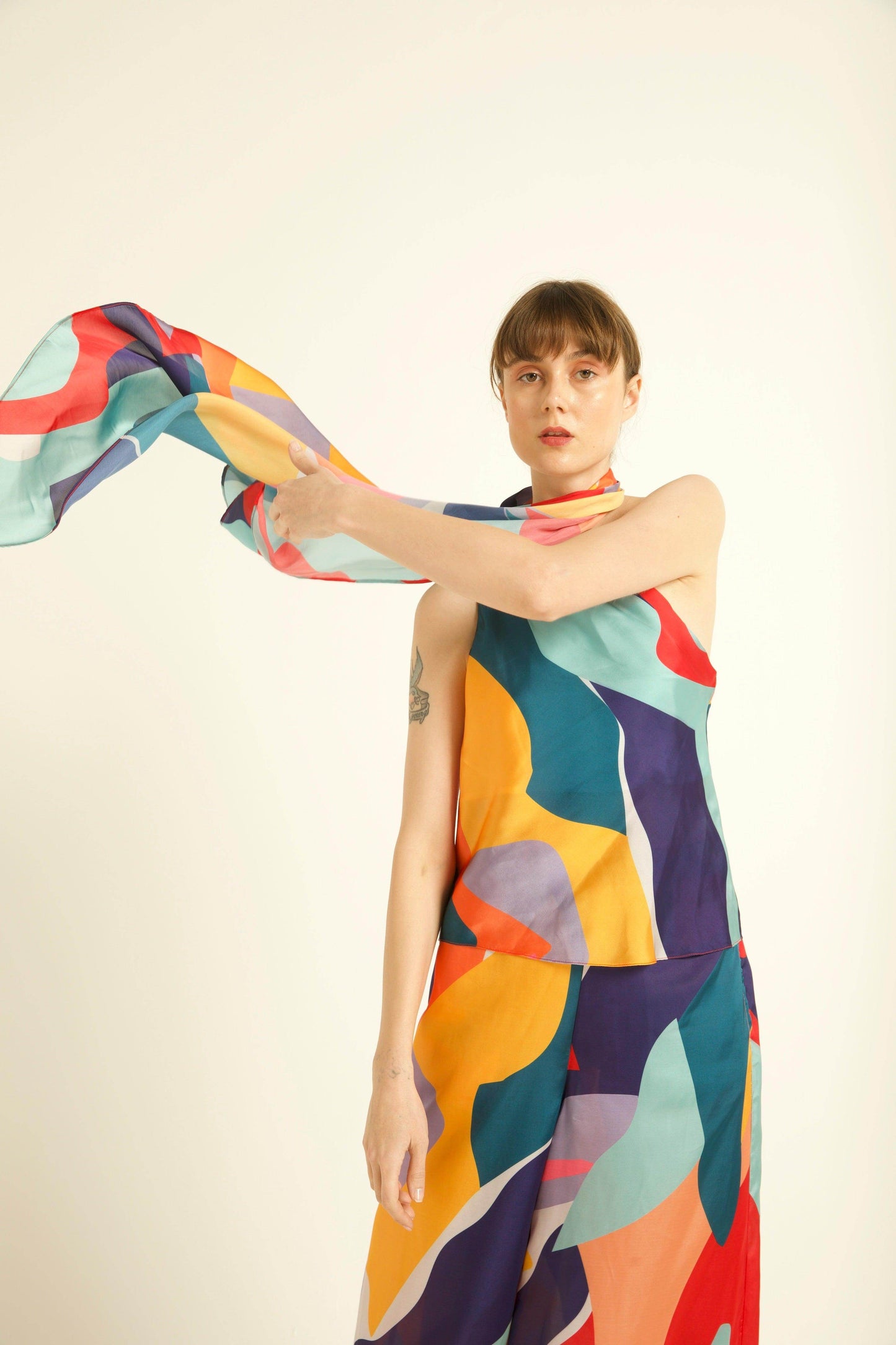 ABSTRACT DRAPED SCARF SET - dash and dot