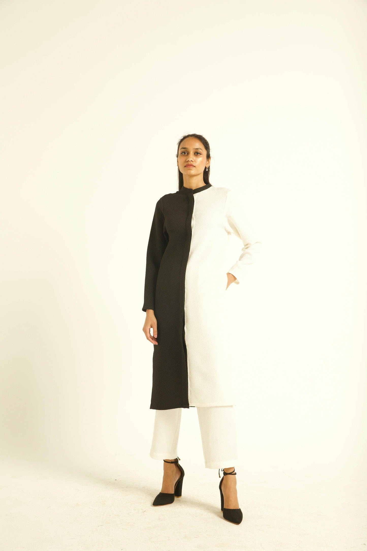 TEXTURED PANT - dash and dot