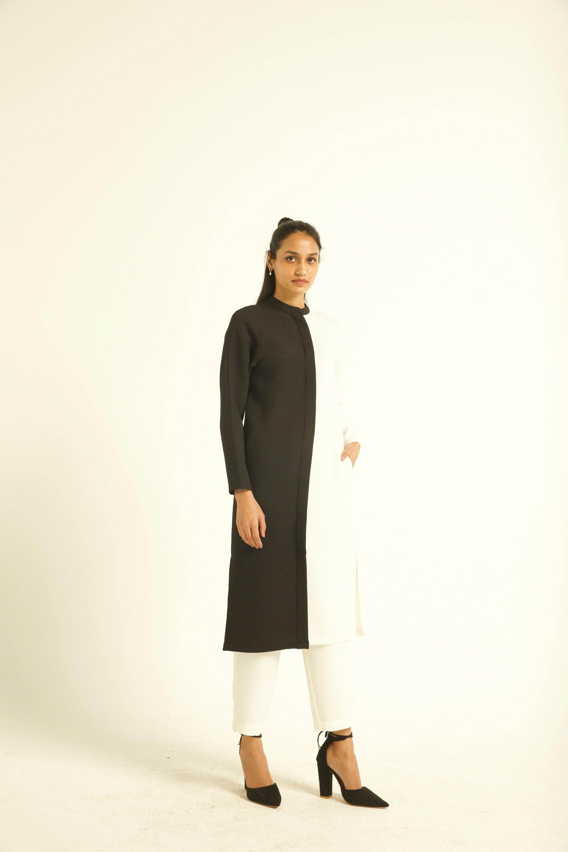 TEXTURED PANT - dash and dot