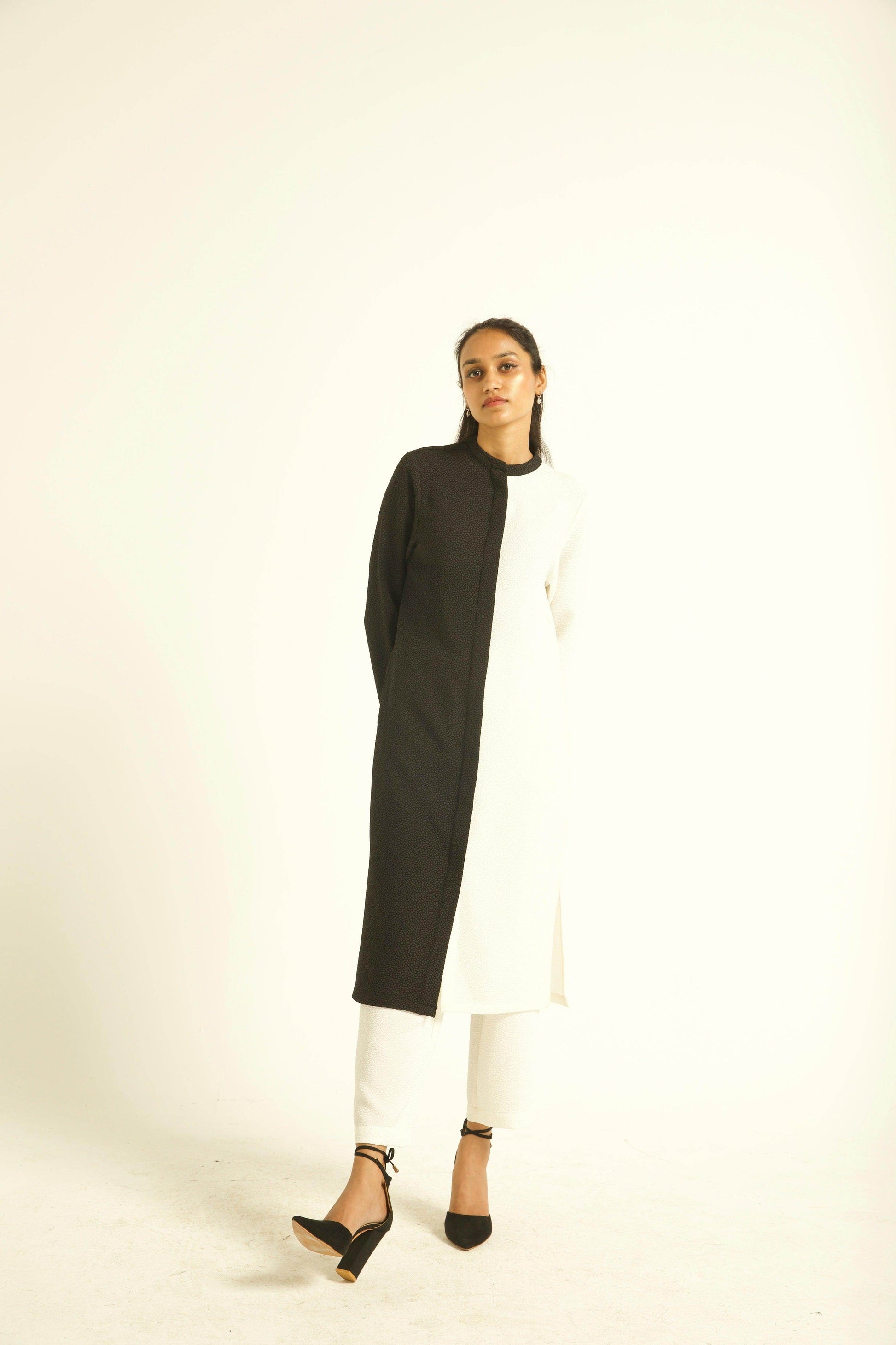 TEXTURED PANT - dash and dot