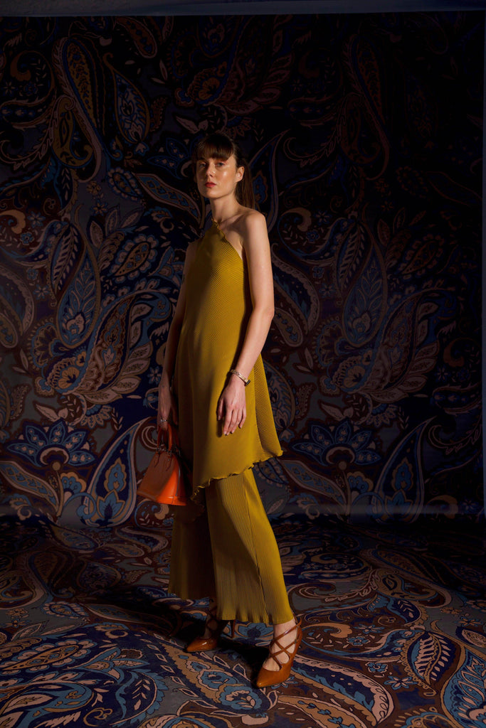 ONE-SHOULDERED PLEAT SET - dash and dot dash and dot