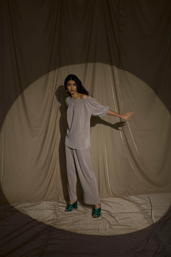 OFF-THE-SHOULDER PLEAT TOP - dash and dot dash and dot