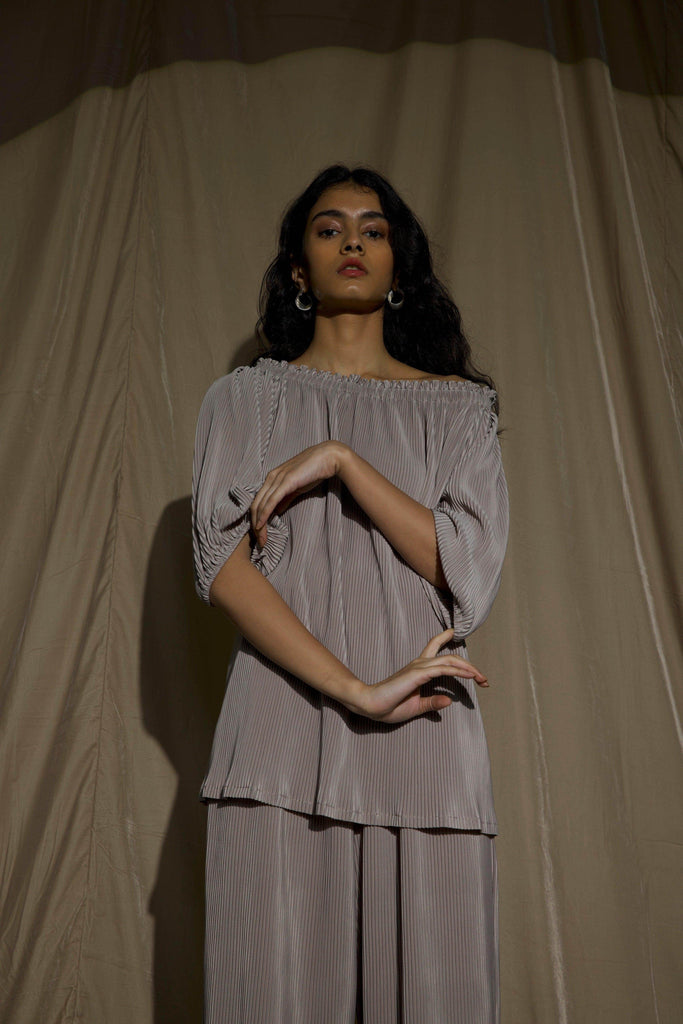 OFF-SHOULDER PLEAT SET - dash and dot dash and dot