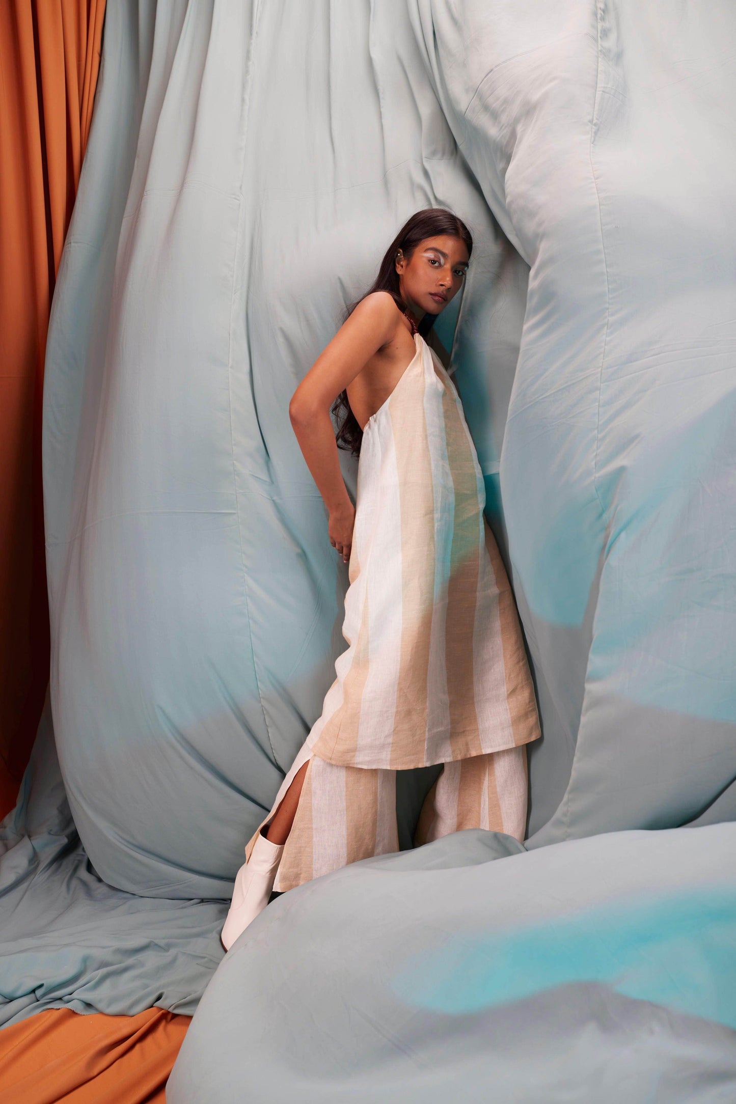 BEADED NECK LINEN STRIPE SET - dash and dot