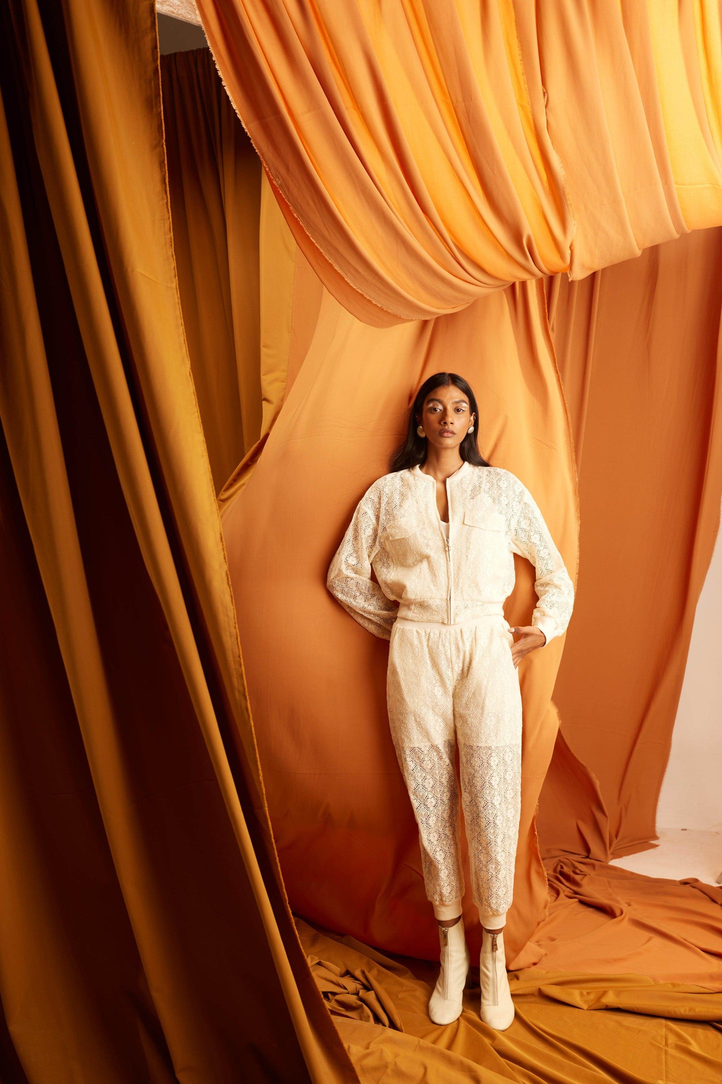 LACE TRACK SET - dash and dot