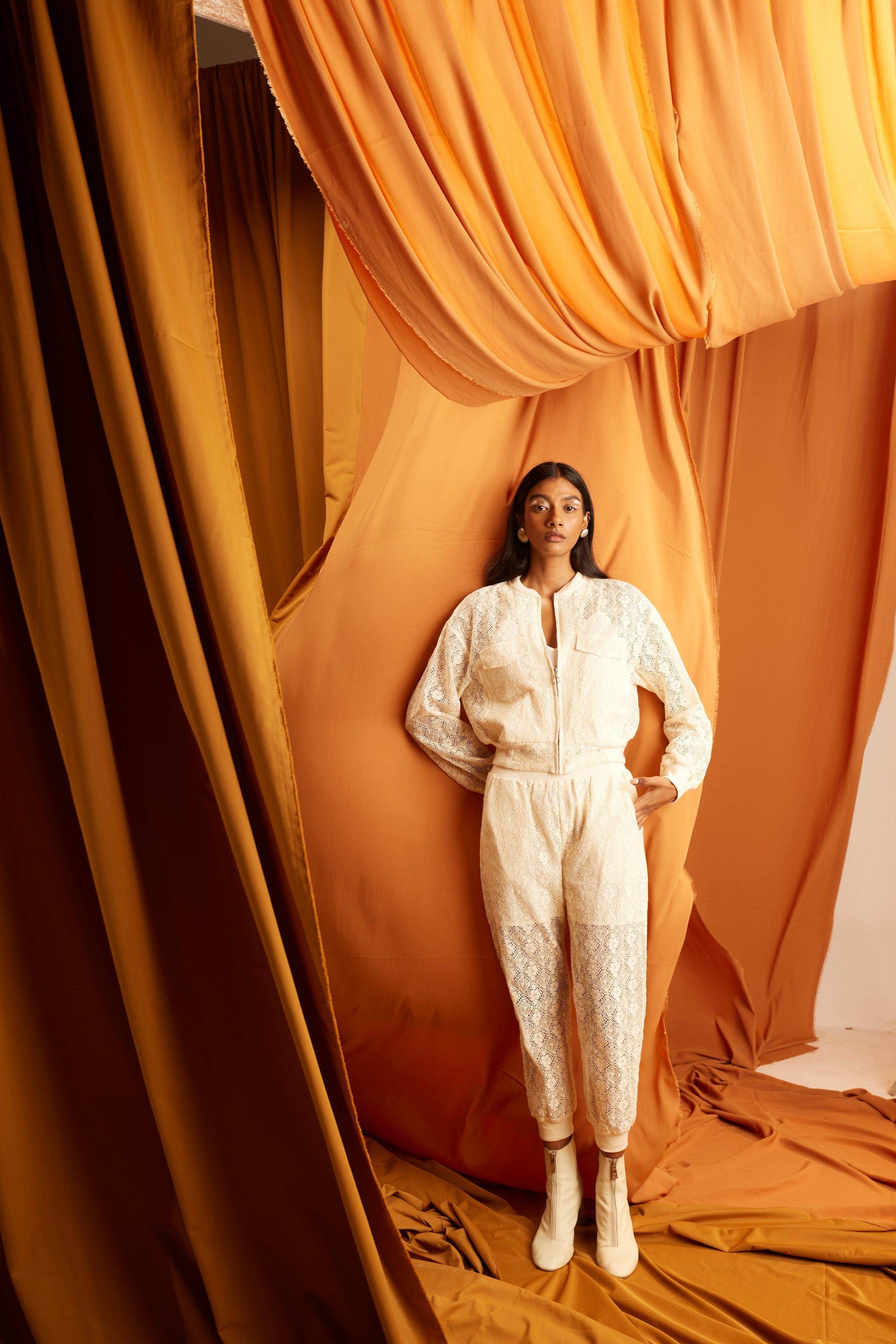 LACE TRACK SET - dash and dot