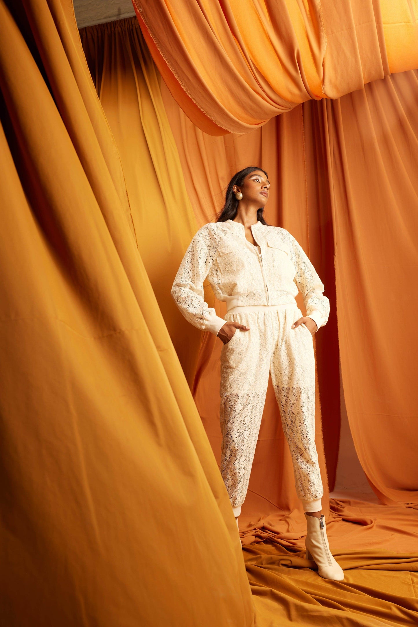 LACE TRACK SET - dash and dot