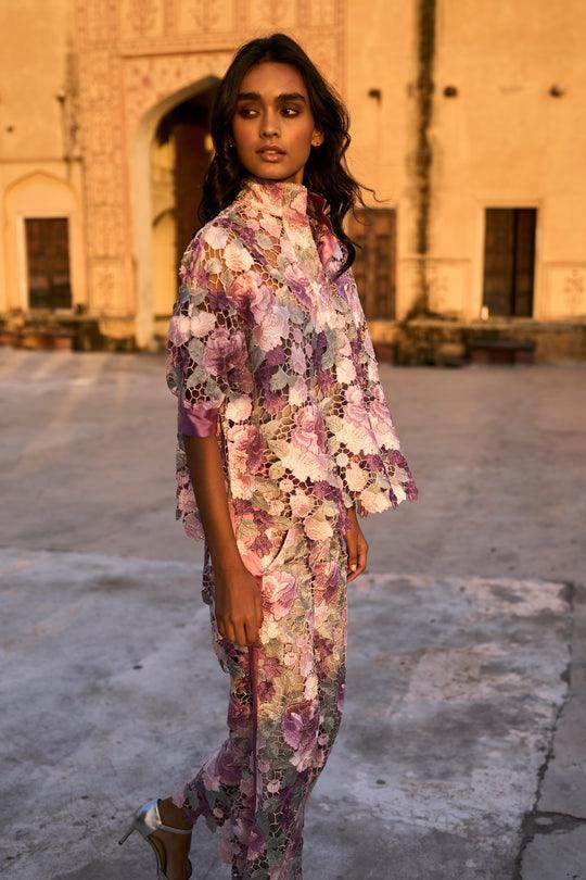 SCALLOPED FLORAL LACE SET - dash and dot dash and dot