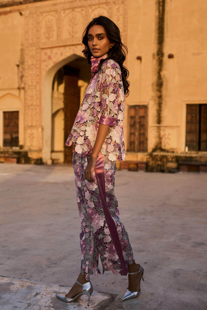 SCALLOPED FLORAL LACE PANT - dash and dot dash and dot