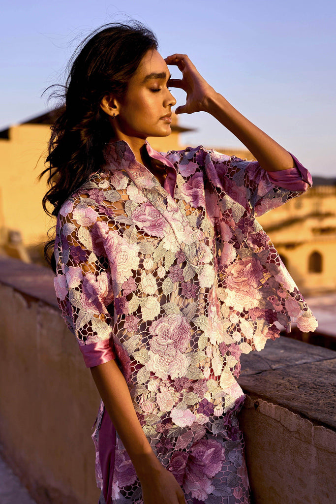 SCALLOPED FLORAL LACE TOP - dash and dot dash and dot