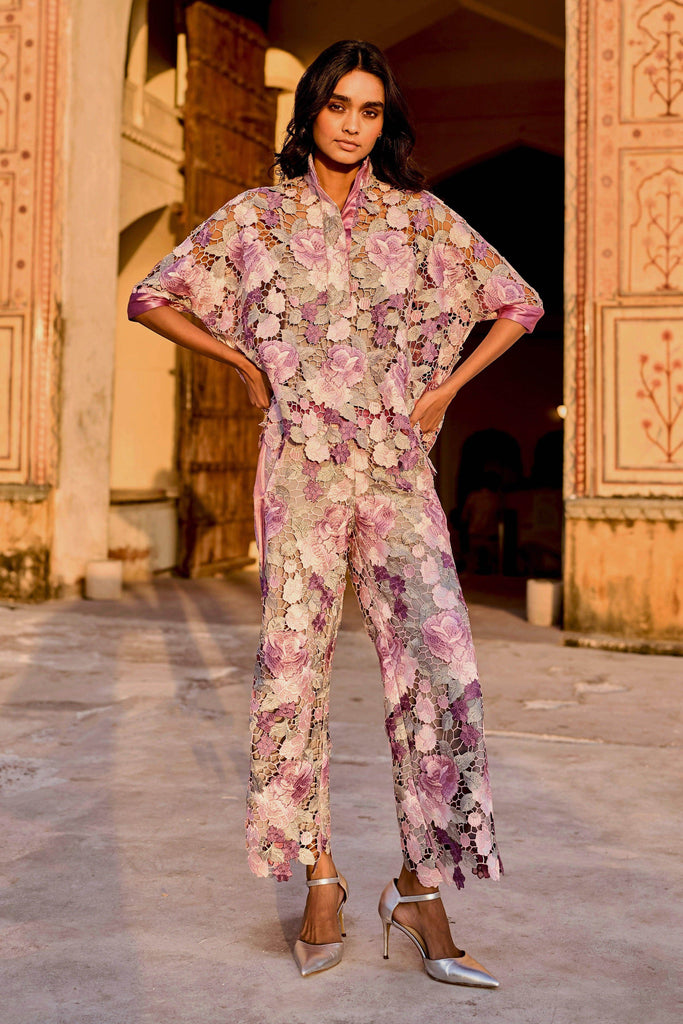 SCALLOPED FLORAL LACE TOP - dash and dot dash and dot