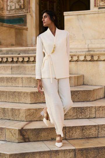 TEXTURED SIDE TIE SET - dash and dot