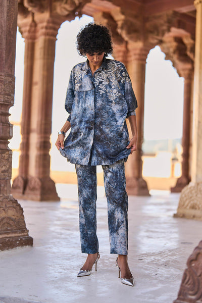 BOXY EMBROIDERED TOP - dash and dot