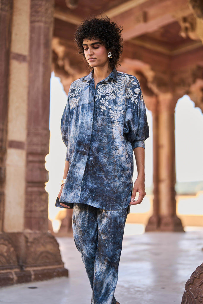 BOXY EMBROIDERED TOP - dash and dot dash and dot